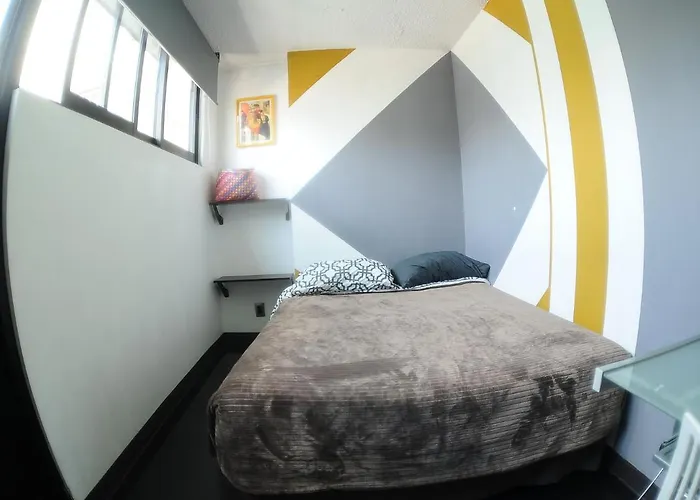 Homestay Caravansaro Penthouse Polanco Mexico City