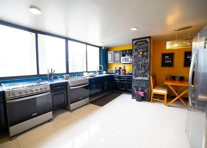 Homestay Caravansaro Penthouse Polanco *